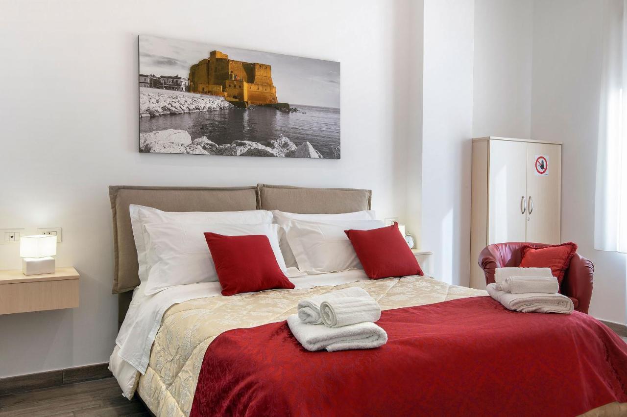 La Preziosa Apartment Наполи Екстериор снимка