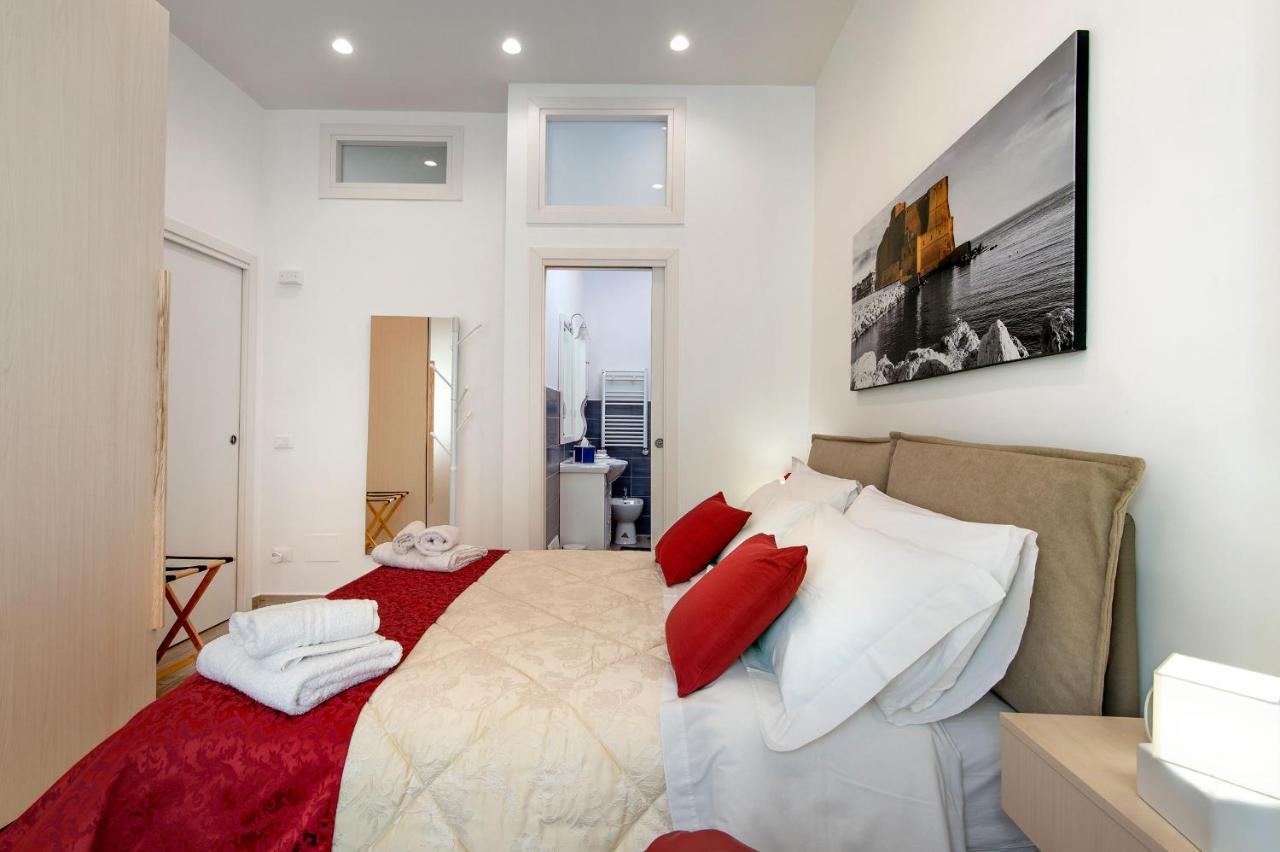 La Preziosa Apartment Наполи Екстериор снимка