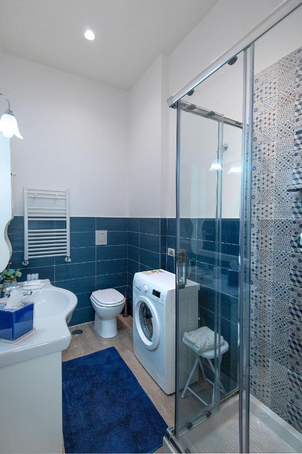 La Preziosa Apartment Наполи Екстериор снимка