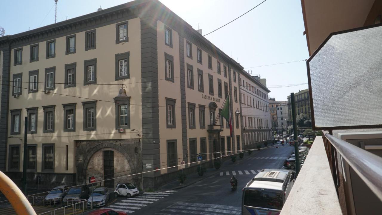 La Preziosa Apartment Наполи Екстериор снимка